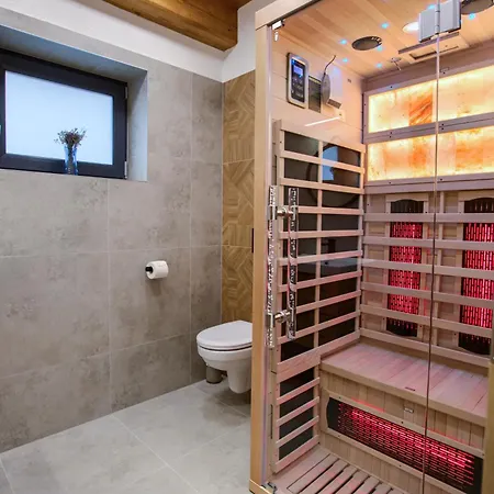Biela Skala - Chaletka Chopok Jasna Juh Ferienhaus Bystrá